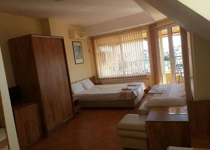 Casa de hóspedes Yug 2*