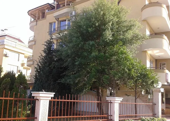 Casa de hóspedes Yug